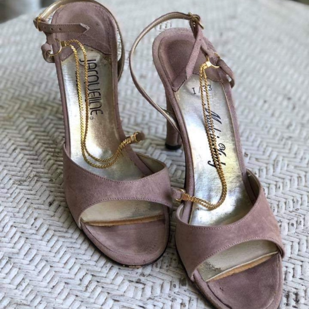 Mauve suede (?) Slingback peep-toe vintage heels